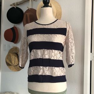 Soprano Navy & Cream Lace 3/4 Sleeve Top Sz XS